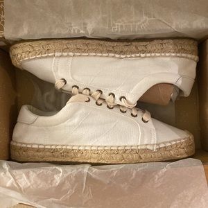 Brand New *NEVER WORN* Soludos Izzy Espadrille Sneakers (Size 9)